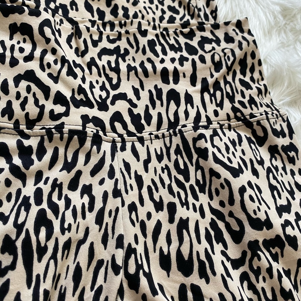 Leopard Set - Picture 2 of 3